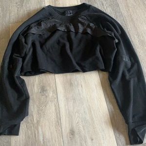Black cropped sweatshirt
